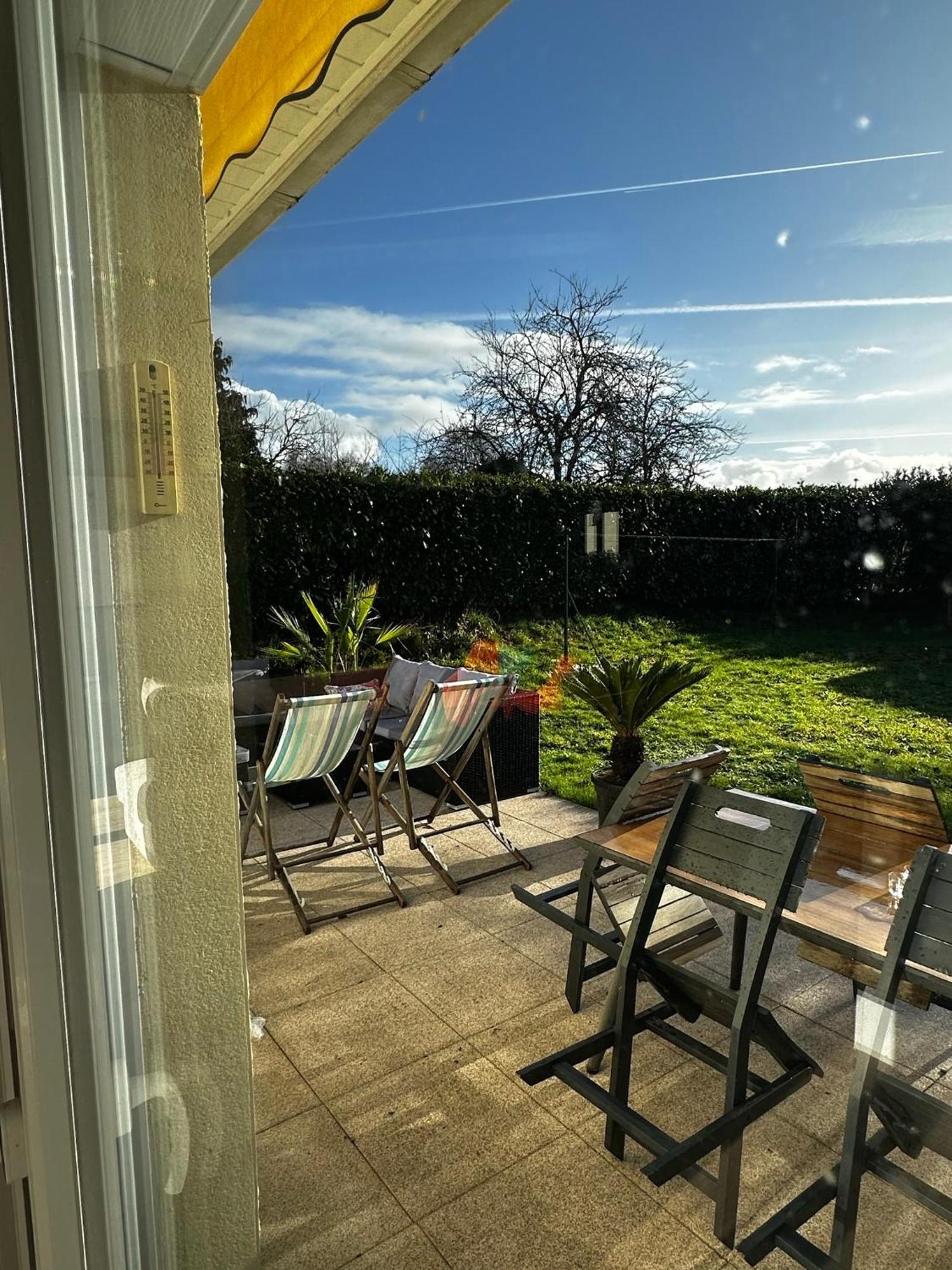Les Temps Heureux Exclusivement Familles Villa Quimper Bagian luar foto